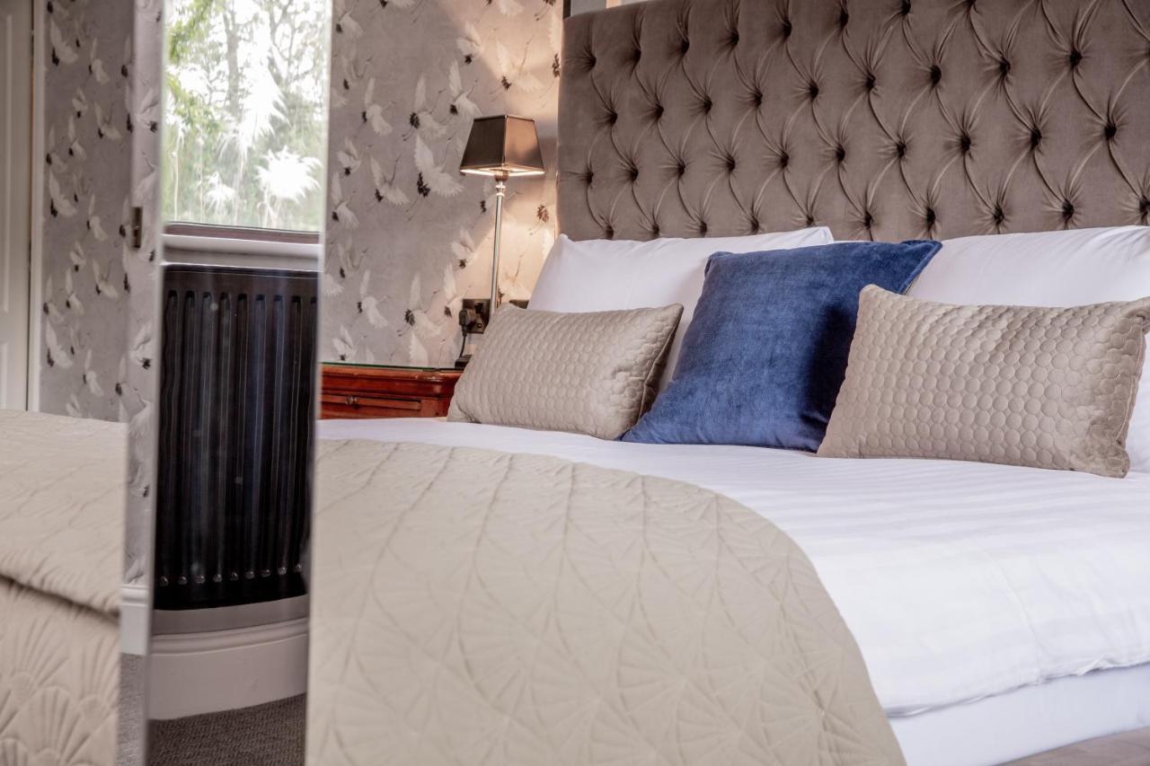 Bredbury Hall Hotel 스톡포트 외부 사진