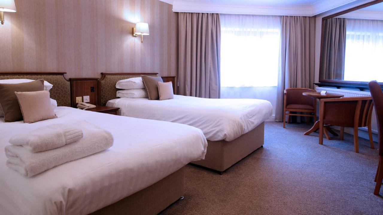 Bredbury Hall Hotel 스톡포트 외부 사진