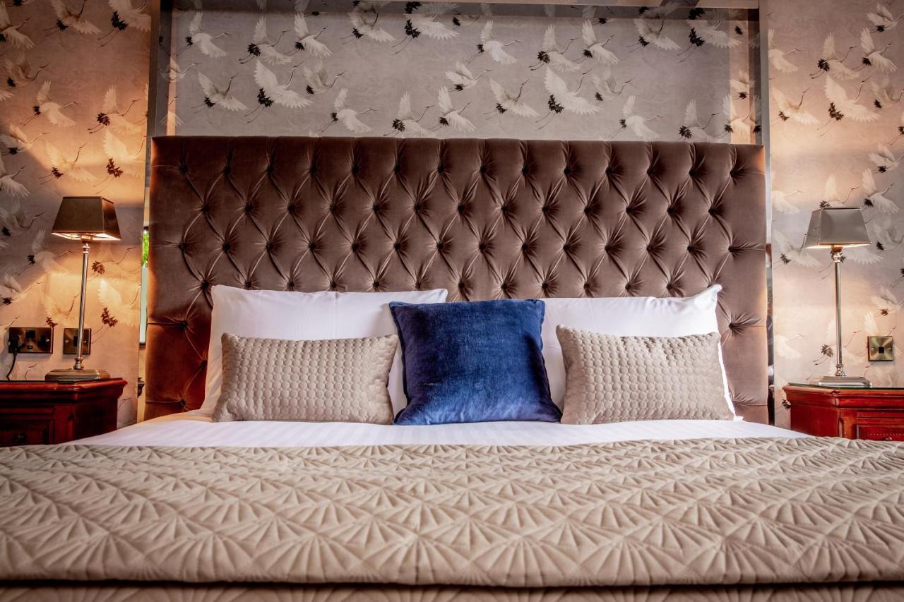 Bredbury Hall Hotel 스톡포트 외부 사진