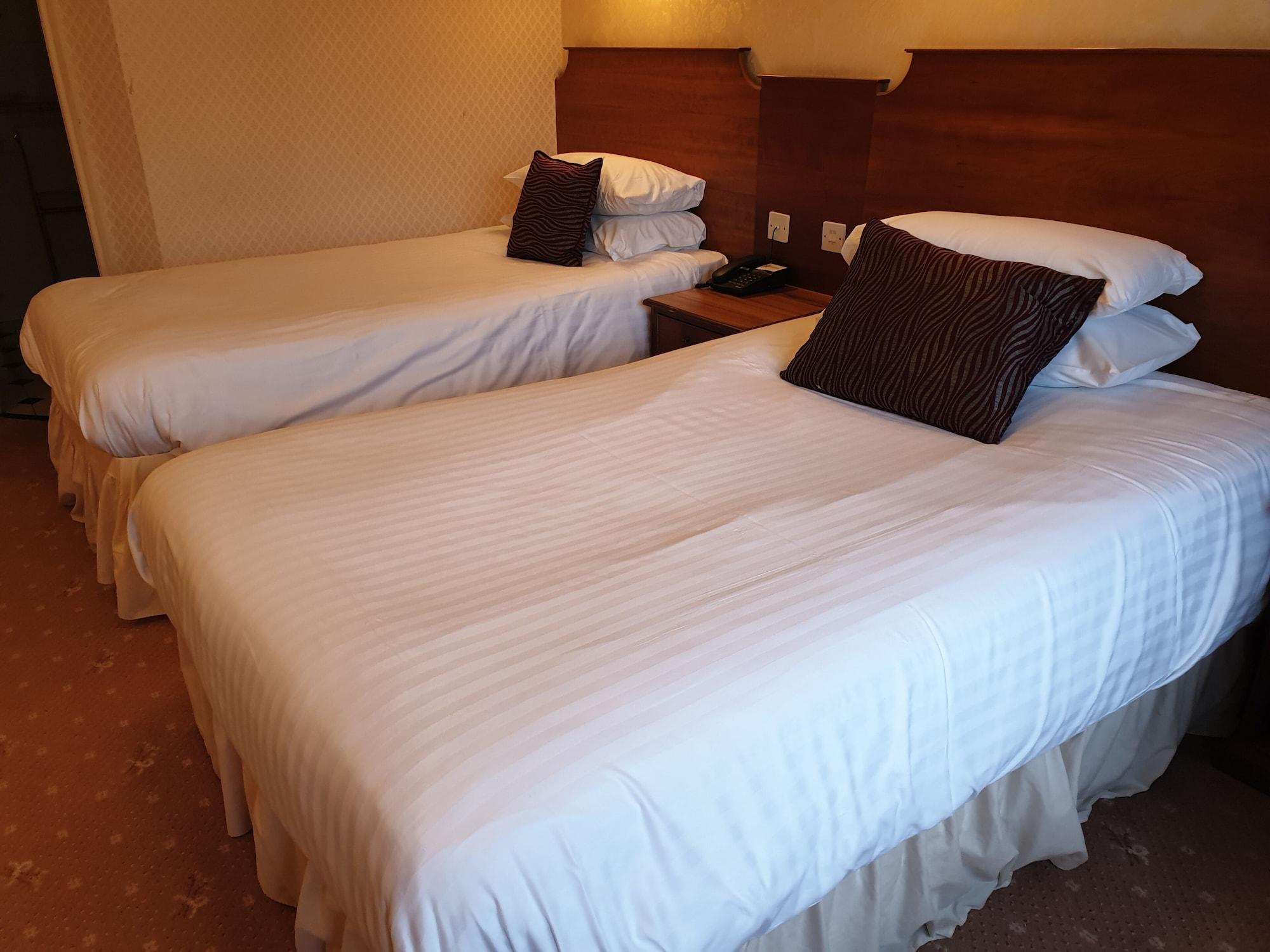 Bredbury Hall Hotel 스톡포트 외부 사진