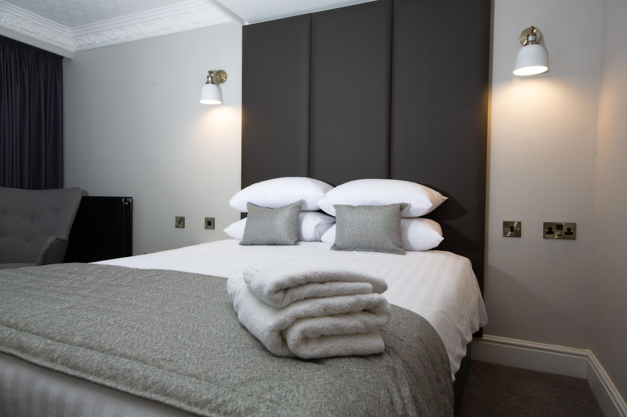 Bredbury Hall Hotel 스톡포트 외부 사진