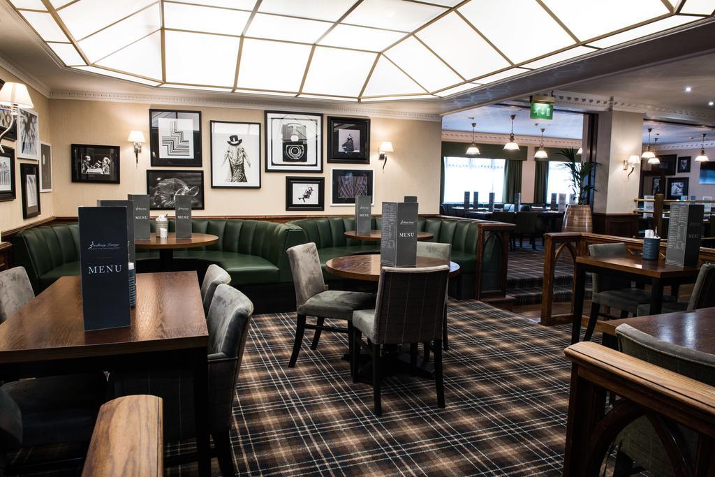 Bredbury Hall Hotel 스톡포트 외부 사진