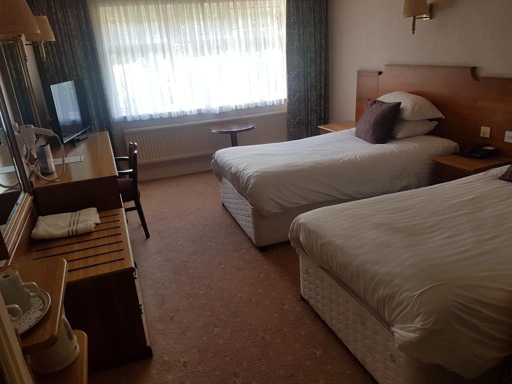 Bredbury Hall Hotel 스톡포트 외부 사진