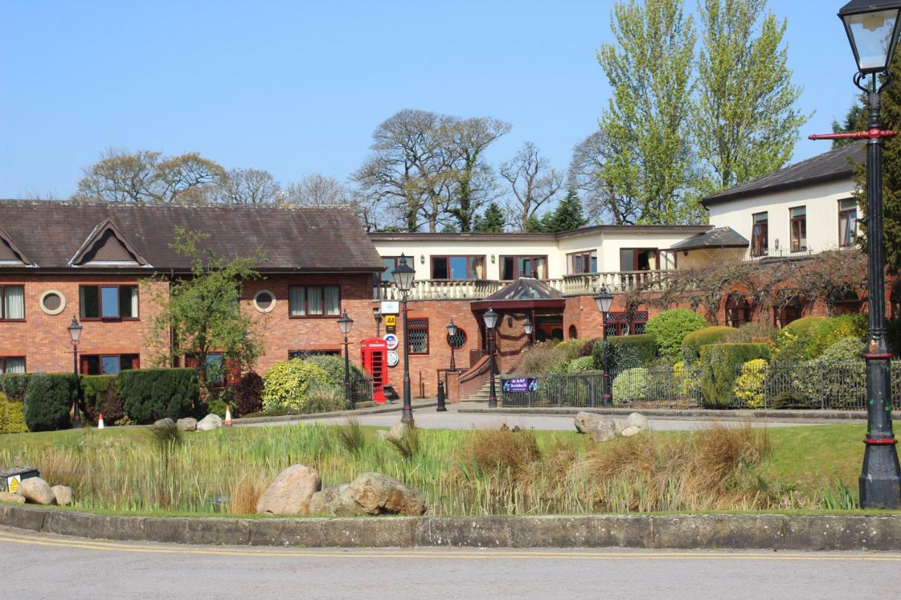 Bredbury Hall Hotel 스톡포트 외부 사진